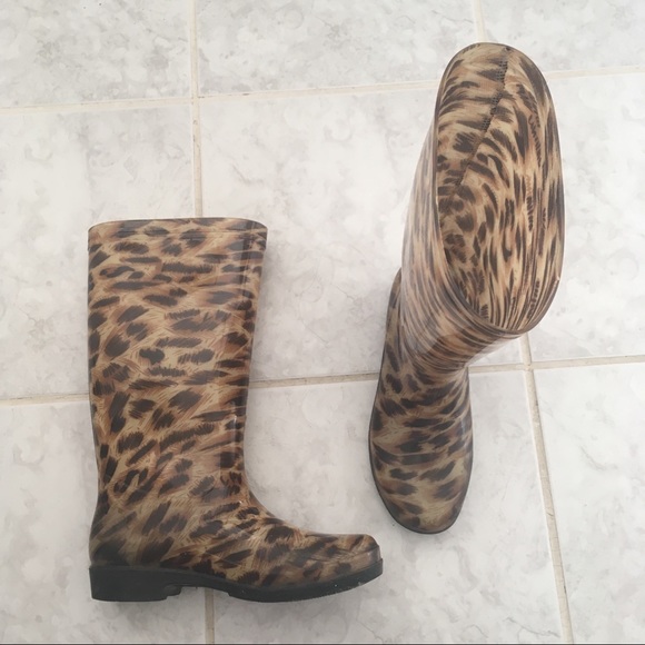 cheetah print rain boots